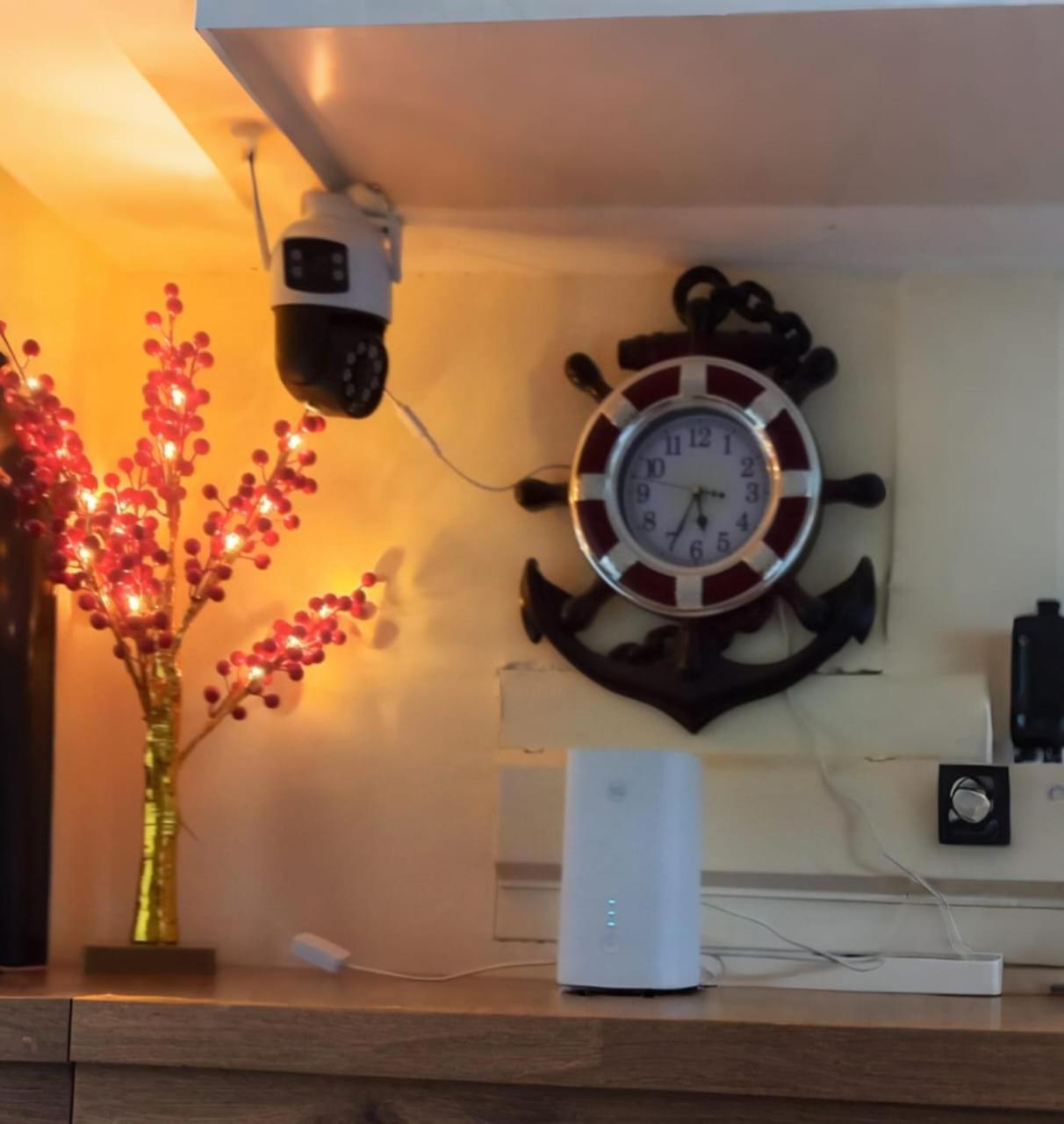 Alharaki Capsule Bed & Breakfast Dubai Exterior photo